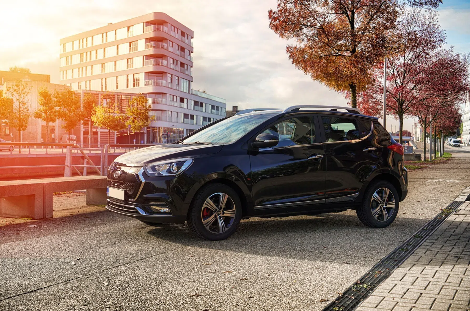 JAC E-S2 schuin voor